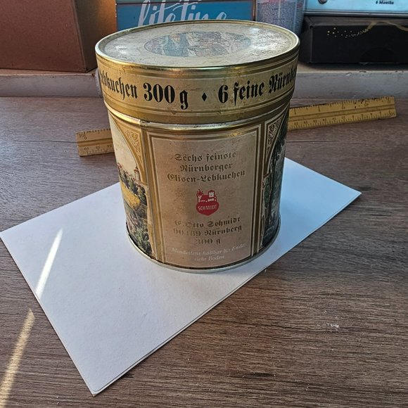 old decorative tin can - Picture 3 of 4